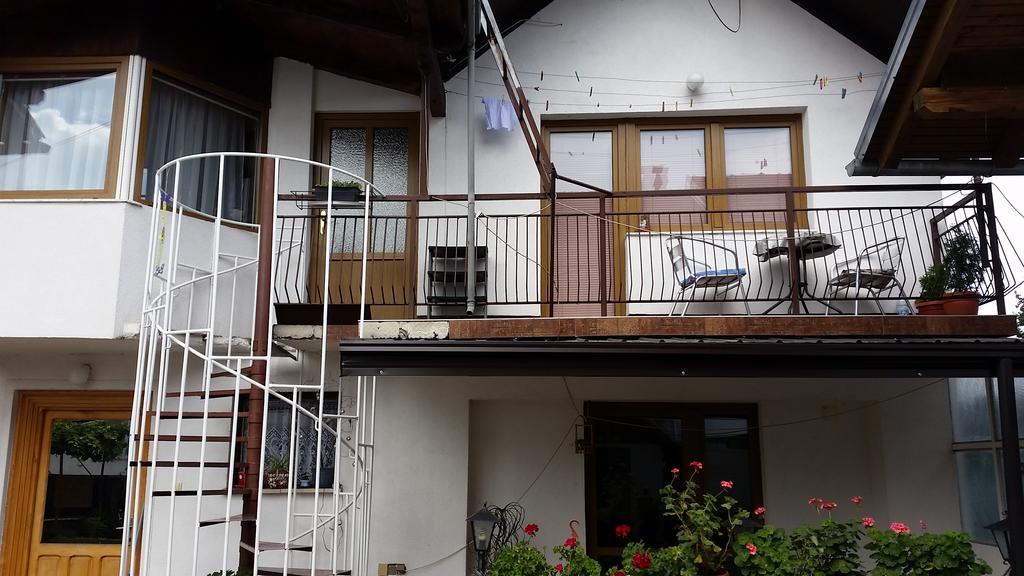 Apartments Aida Bihać Eksteriør billede