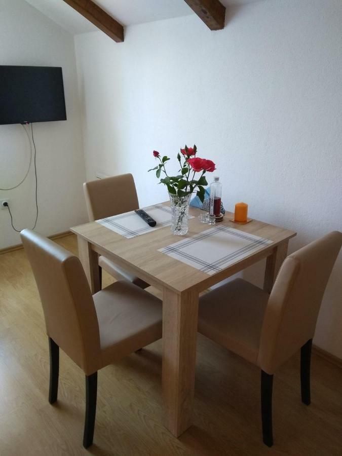 Apartments Aida Bihać Eksteriør billede
